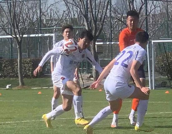 伊人自拍